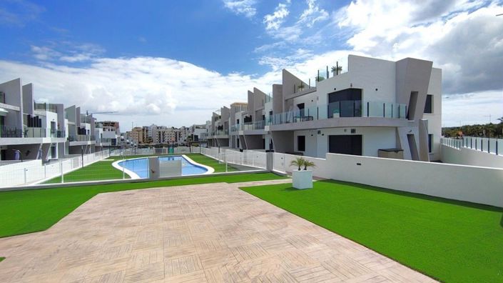 Image No.8-2 Bed Apartment for sale