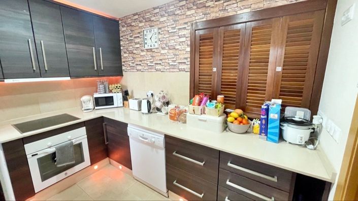 Image No.12-2 Bed Apartment for sale