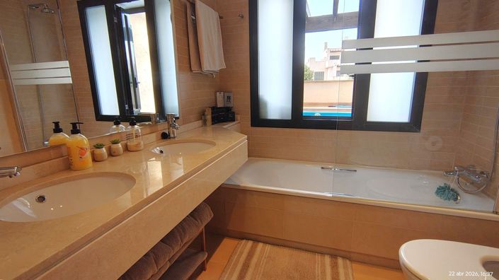 Image No.18-2 Bed Apartment for sale