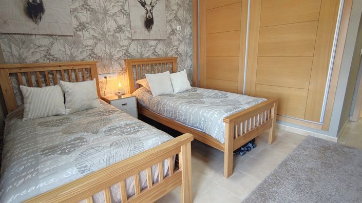 Image No.20-2 Bed Apartment for sale