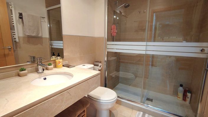 Image No.23-2 Bed Apartment for sale