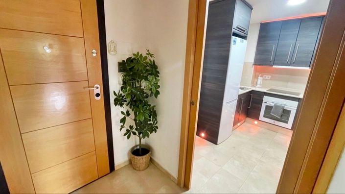 Image No.9-2 Bed Apartment for sale