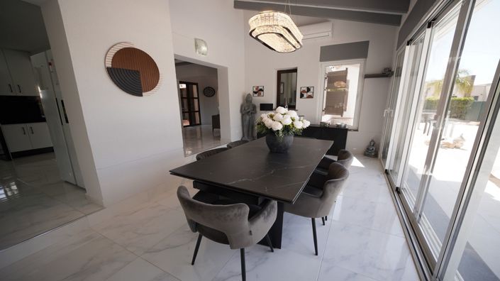 Image No.13-3 Bed Villa for sale