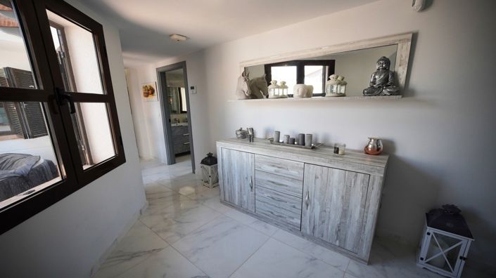 Image No.21-3 Bed Villa for sale