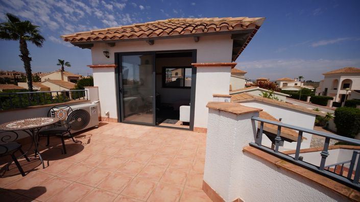 Image No.41-3 Bed Villa for sale