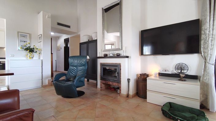 Image No.14-3 Bed Villa for sale