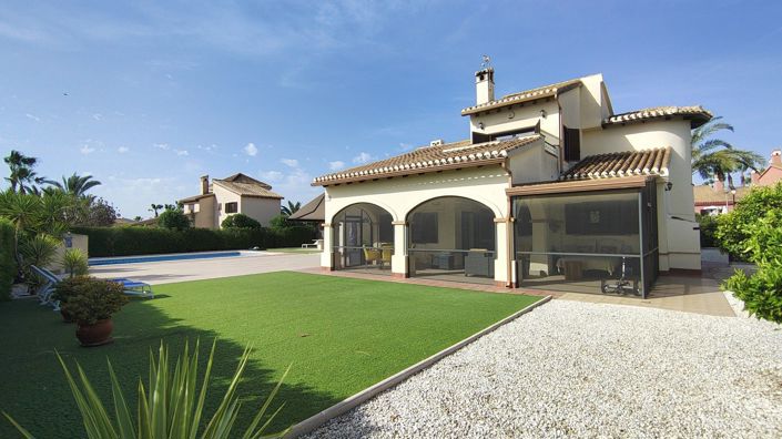 Image No.3-3 Bed Villa for sale