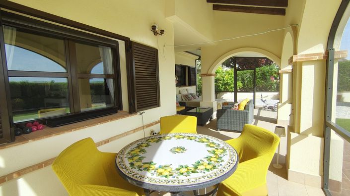 Image No.9-3 Bed Villa for sale