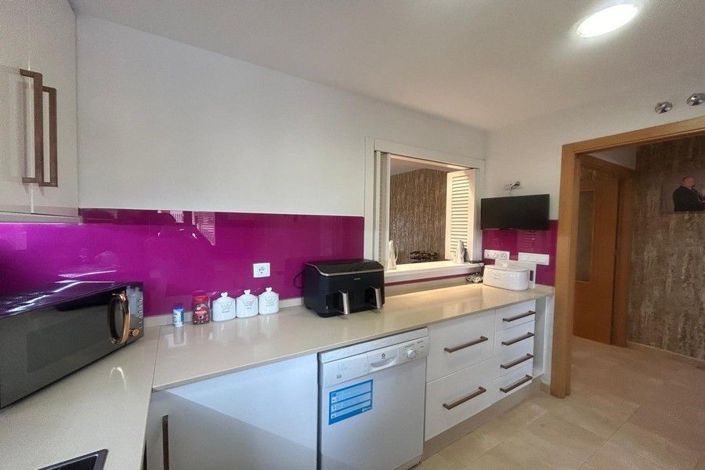 Image No.15-2 Bed Apartment for sale