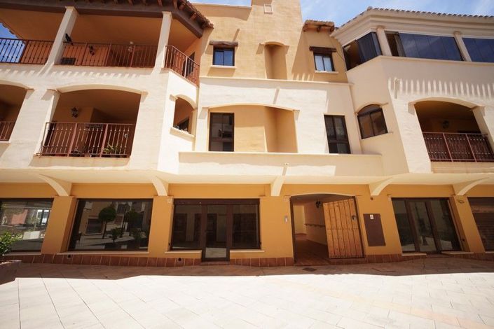 Image No.25-2 Bed Property for sale