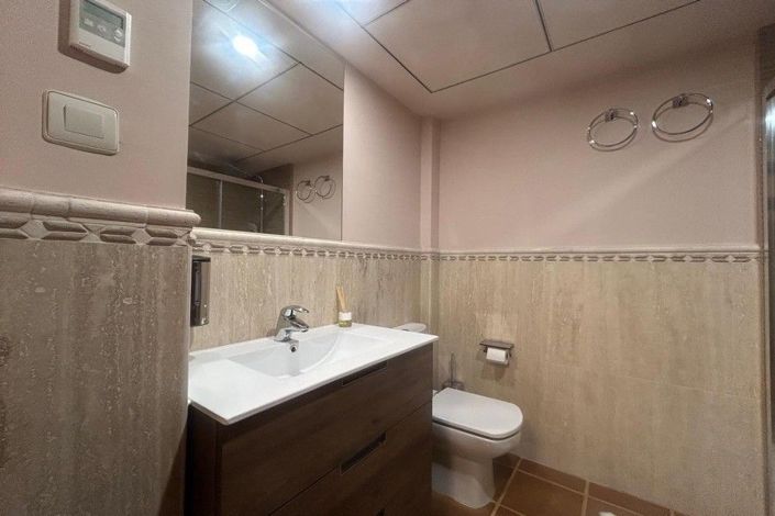 Image No.23-2 Bed Apartment for sale