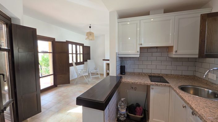 Image No.12-1 Bed Villa for sale