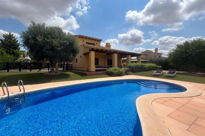 Image No.14-3 Bed House for sale
