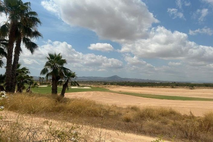 Image No.17-3 Bed House for sale