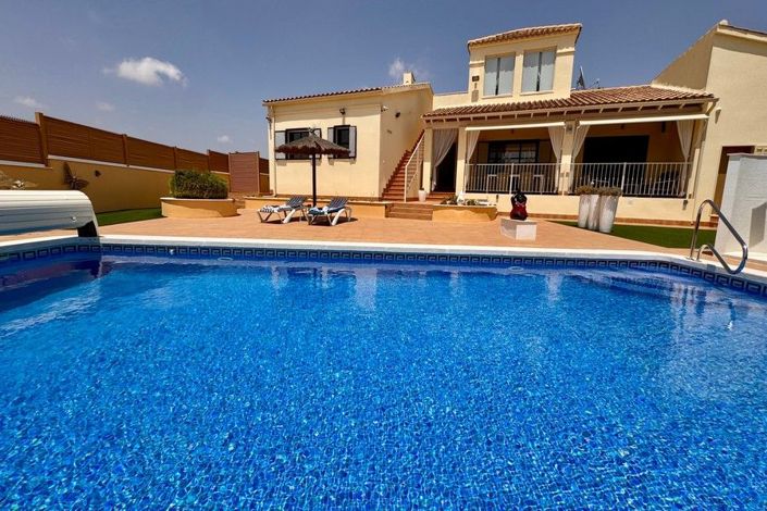 Image No.19-3 Bed House for sale