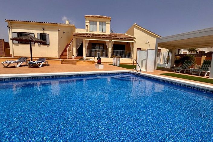 Image No.20-3 Bed House for sale