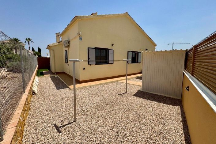 Image No.24-3 Bed House for sale