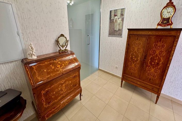 Image No.33-3 Bed House for sale