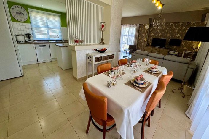 Image No.36-3 Bed House for sale