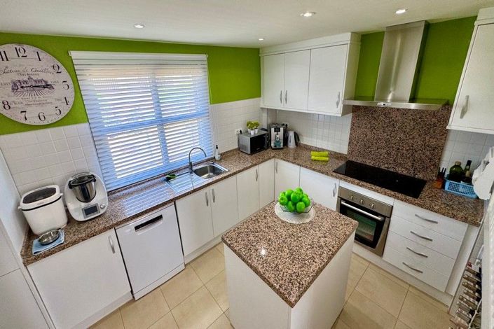 Image No.43-3 Bed House for sale