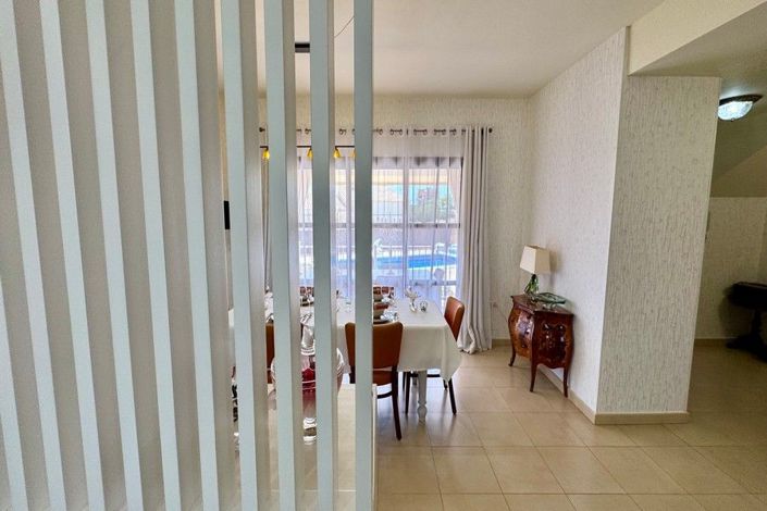 Image No.44-3 Bed House for sale