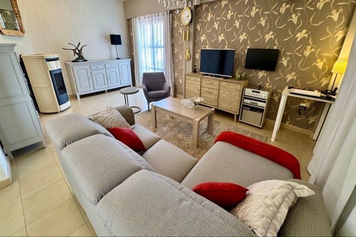 Image No.48-3 Bed House for sale