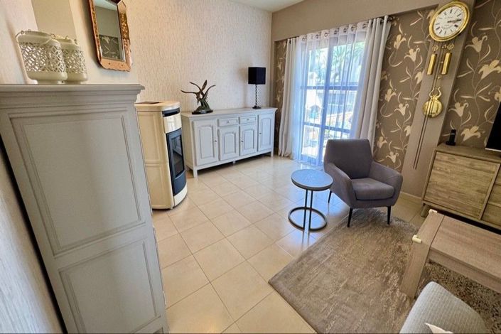 Image No.49-3 Bed House for sale