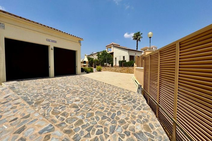Image No.5-3 Bed House for sale