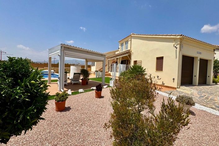 Image No.7-3 Bed House for sale