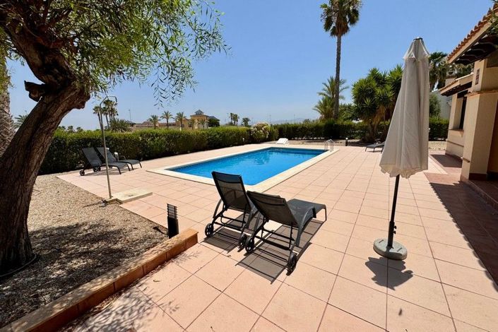 Image No.11-3 Bed House for sale