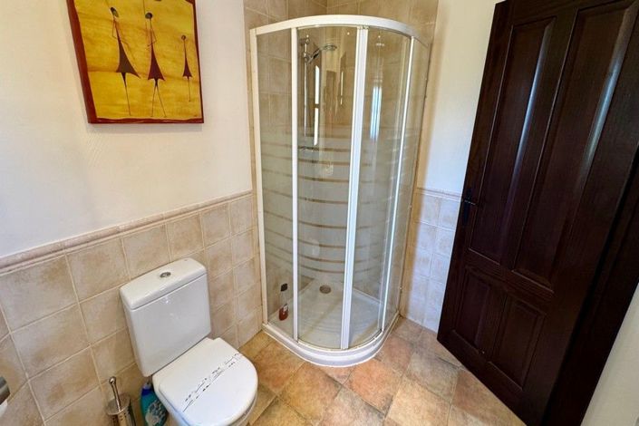 Image No.38-3 Bed House for sale