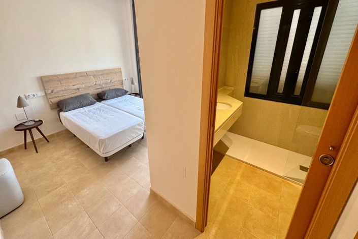 Image No.23-2 Bed Apartment for sale