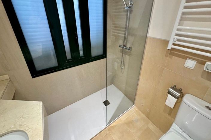 Image No.28-2 Bed Apartment for sale