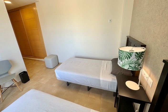 Image No.32-2 Bed Apartment for sale