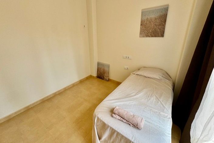 Image No.17-3 Bed Apartment for sale