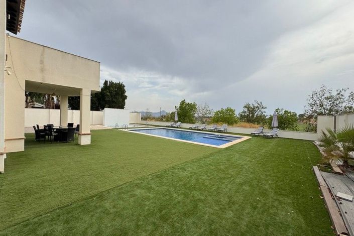 Image No.24-4 Bed Villa for sale