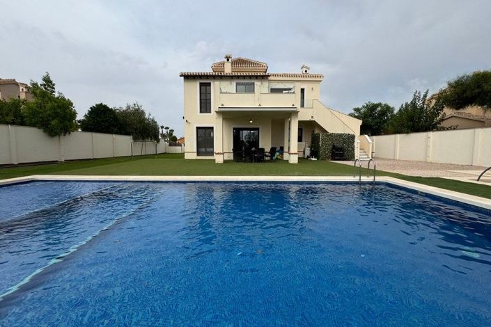 Image No.31-4 Bed Villa for sale