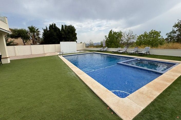 Image No.35-4 Bed Villa for sale