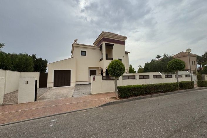 Image No.5-4 Bed Villa for sale