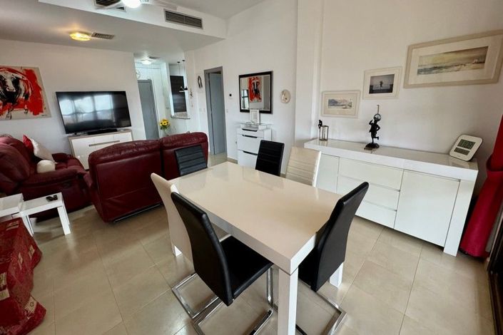 Image No.16-3 Bed House for sale