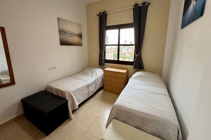 Image No.21-3 Bed House for sale