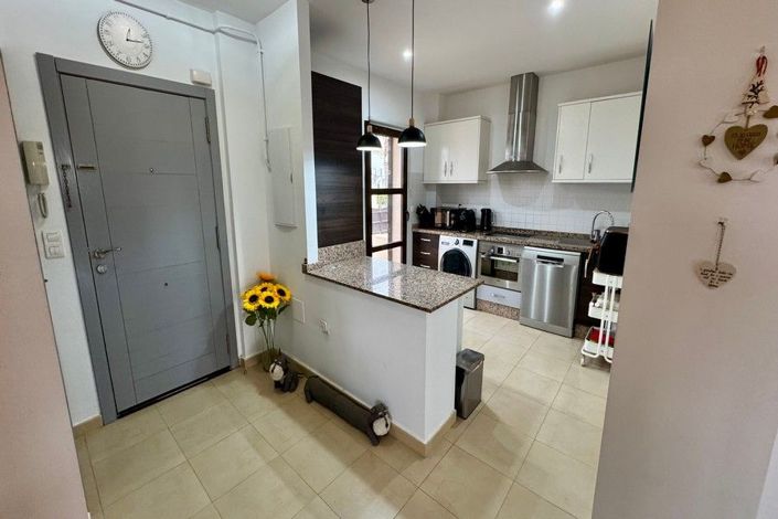 Image No.4-3 Bed House for sale
