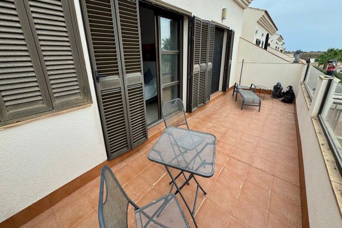Image No.46-3 Bed House for sale