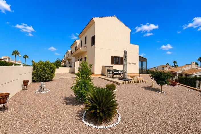 Image No.57-3 Bed House for sale