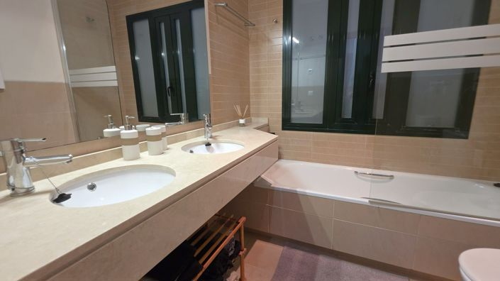 Image No.19-2 Bed Apartment for sale