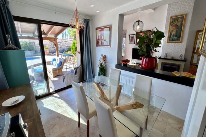 Image No.47-3 Bed Villa for sale