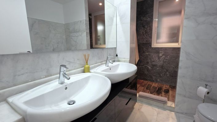 Image No.22-2 Bed Apartment for sale