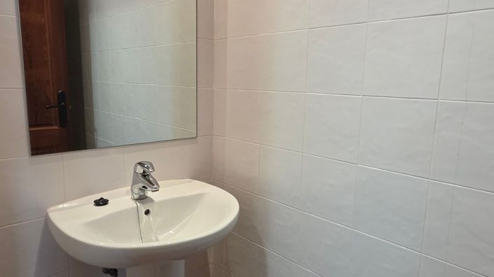 Image No.23-3 Bed House for sale