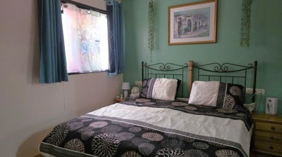 100cadaques102c9bd69d41864