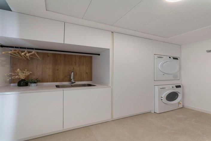 Image No.20-3 Bed House for sale